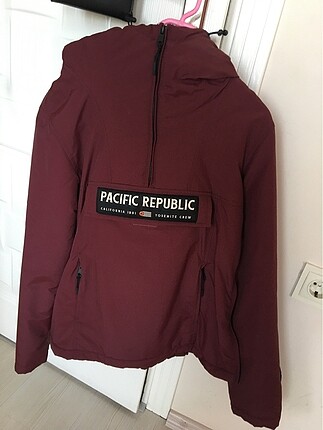 Pull and bear mont