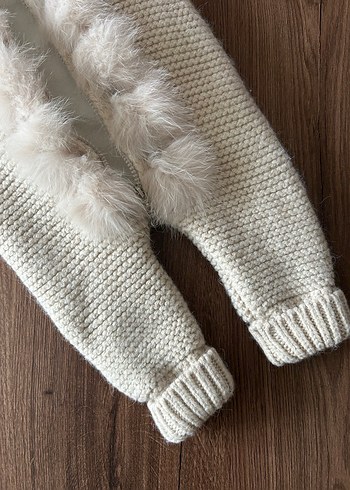 Kürk Detaylı Örme Kız Bebek Tulumu - Görsel 2