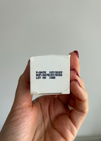 The Purest Solutions Kafein + Vitamin C Göz Serumu - Görsel 4