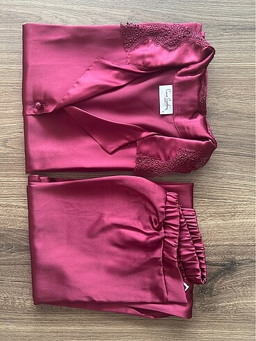 s Beden bordo Renk Saten pijama takımı
