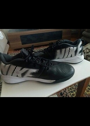 Orjinal Nike basketbol ayakkabisi