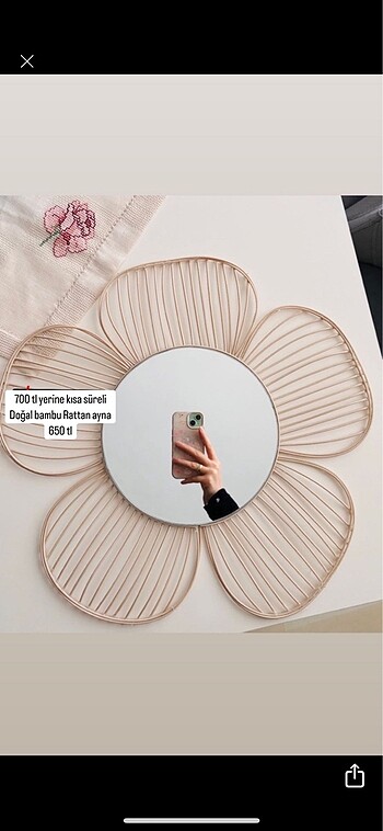 Rattan papatya ayna