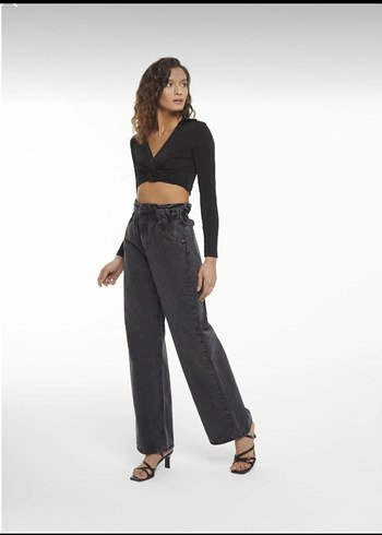 Trendyol & Milla Beli lastikli jean
