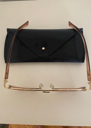 Klasik Bej Kadın Güneş Gözlüğü - Görsel 4