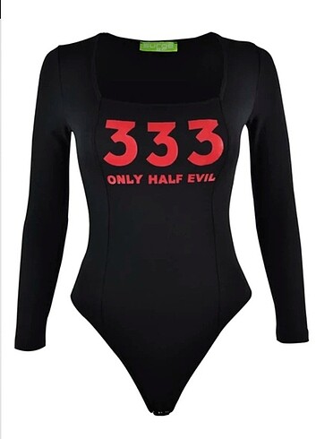 333 only half evil yazılı bluz