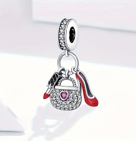 Pandora Pandora charm
