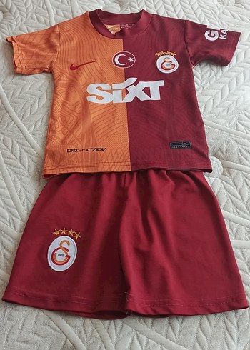 Galatasaray Erkek Kısa Kollu Fit Forma Takımı