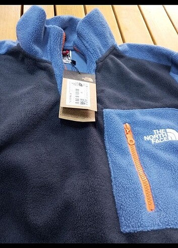 North Face The north face sweatshirt