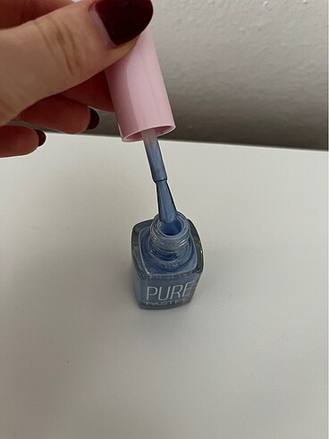  Beden Pure pastel mavi ışıltılı oje