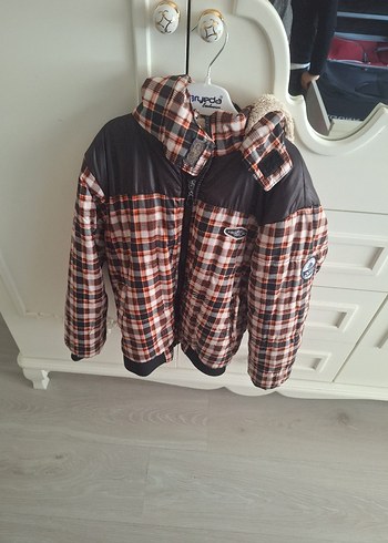 Kahverengi Ekose Desenli Erkek Çocuk Düğmeli Ceket - Görsel 2