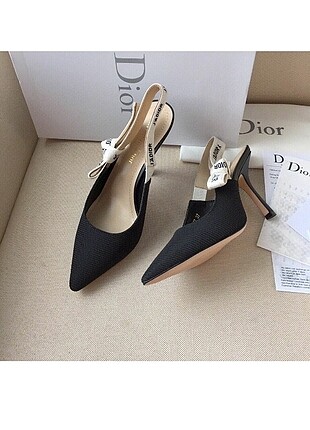 37 Beden siyah Renk Dior ayakkabi