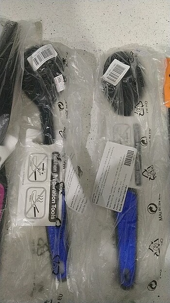 Beden Tupperware servis kaşıkları