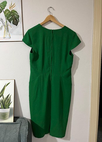 H&M V Yakalı Yeşil Midi Kalem Elbise