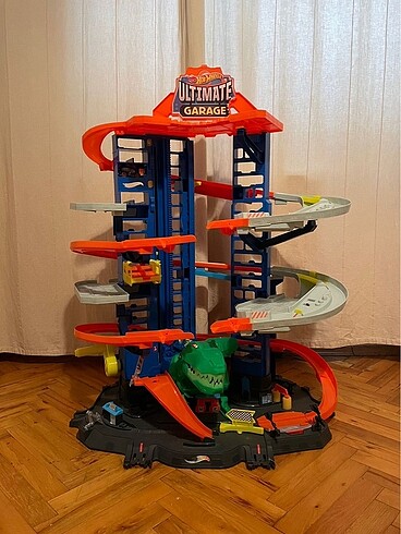 Hotwheels robotik t-rex