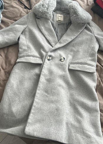 Gri Kürklü Yaka Kadın Kaban - Görsel 4