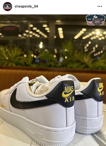 Nike Nike Air Gold