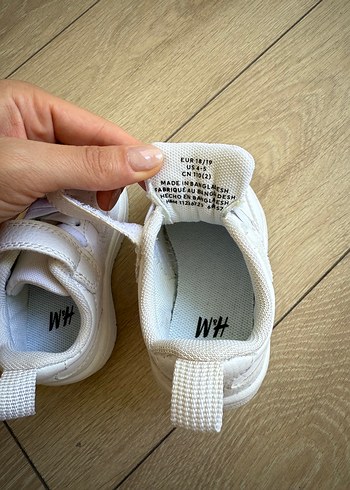 18 Beden H&M erkek bebek spor ayakkabı
