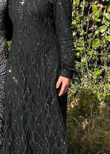 Siyah Uzun Kollu Yılan Desenli Gotik Abiye