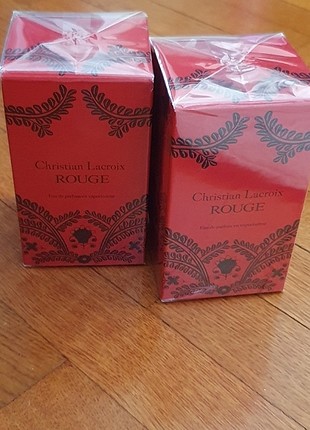 Avon rouge parfum