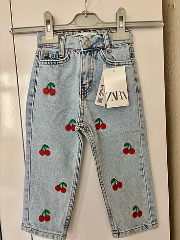Zara Kirazlı Pantolon