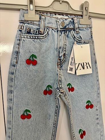 Zara Zara Kirazlı Pantolon