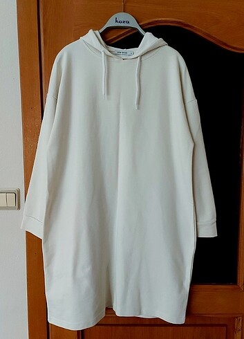 Uzun Krem Sweat