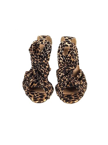 38 Beden Casadei Stiletto %70 İndirimli.