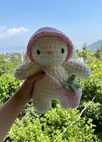 Çilekli pembe crochet tavşan Amigurumi