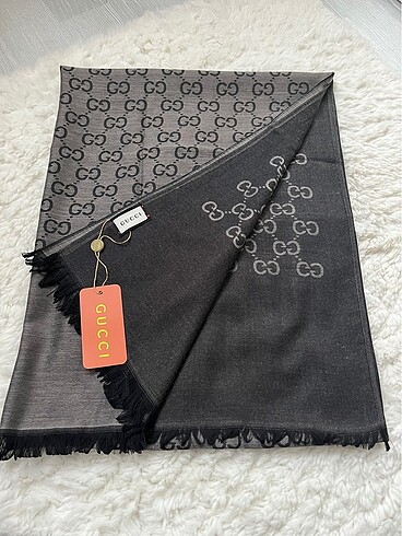 gucci yün ipek şal