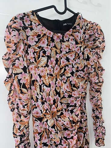 Zara Midi çiçekli elbise