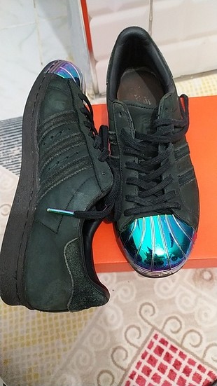 38 Beden siyah Renk Adidas ayakkabi