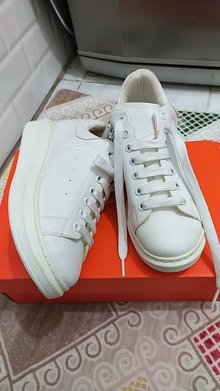 Butigo Beyaz spor ayakkabı 
