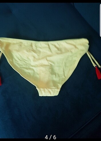 Diğer Bikini altı