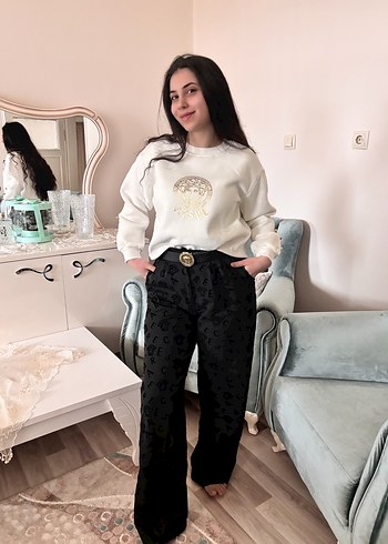 Versace Siklik Ve Rahatlik Siyah Desenli Genis Paca Pantolon 3lu Takm