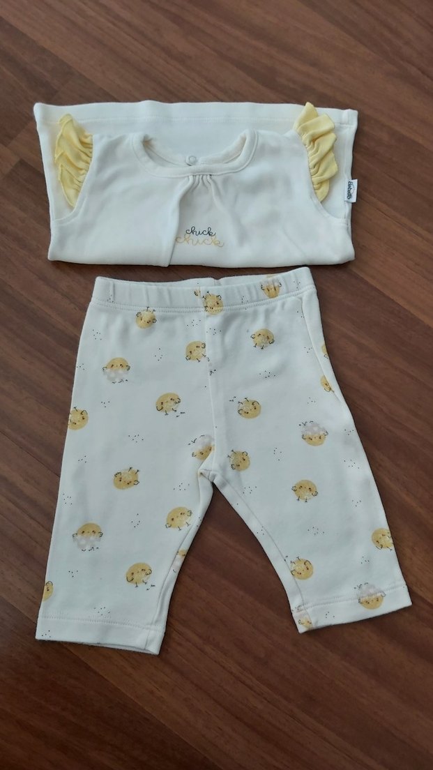 Sarı Fırfırlı Kız Bebek Kısa Kollu Takım - Görsel 4