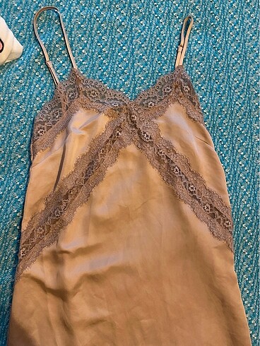 H&M gecelik