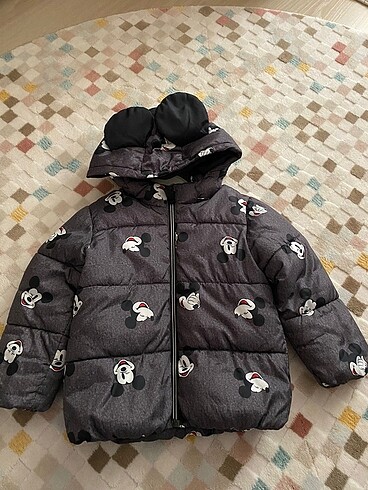 h&m mickey çocuk mont