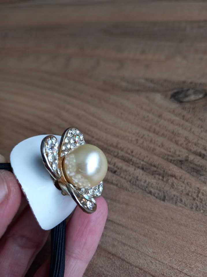 İnci Detaylı Beyaz Elastik Saç Tokası - Görsel 5