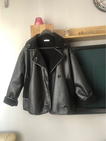 m Beden ZARA MODEL BİKER MONT İÇİ KÜRKLÜ