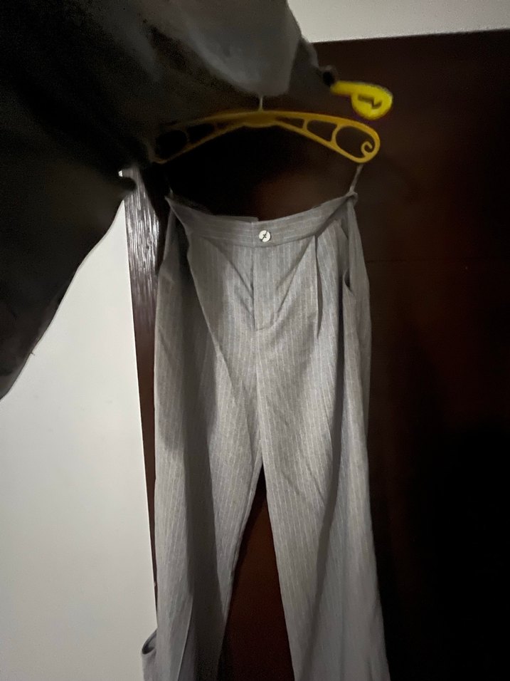 Gri Keten Düğmeli Kadın Takım Elbise - Görsel 3