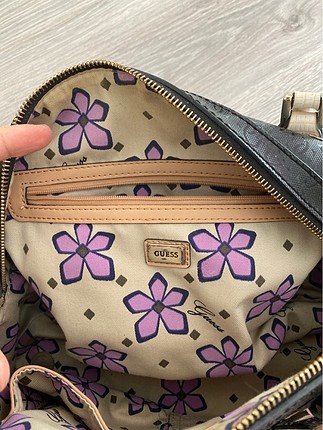 Beden siyah Renk Orijinal guess kol çantası