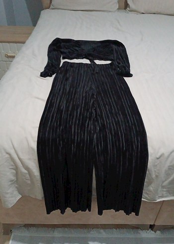 Kadın Siyah Piliseli takim - Görsel 2