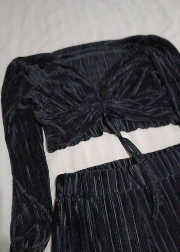 Kadın Siyah Piliseli takim - Görsel 3