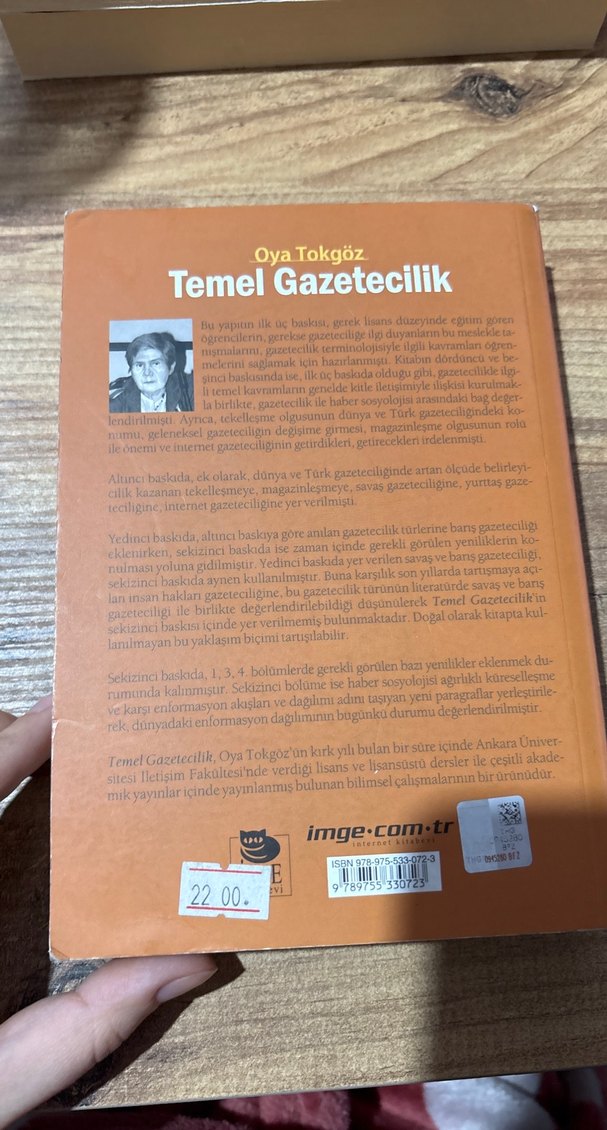 Oya tokgöz temel gazetecilik kitabı - Görsel 2