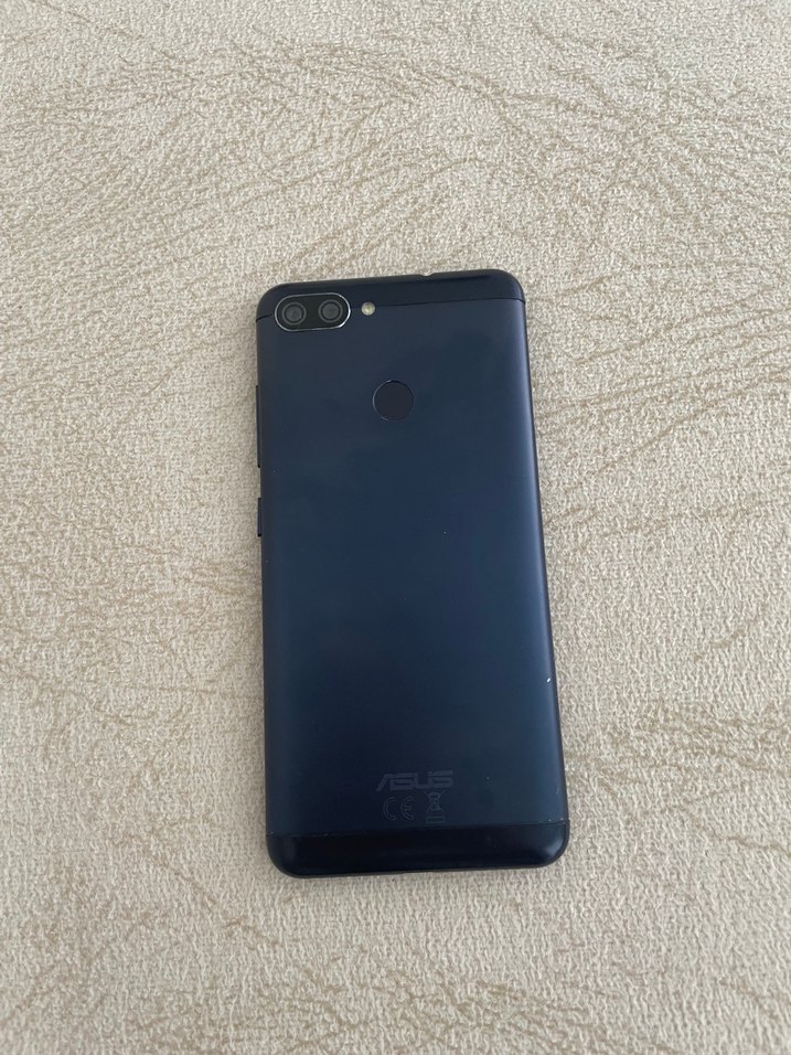 Koyu Mavi Android Telefon - Görsel 2