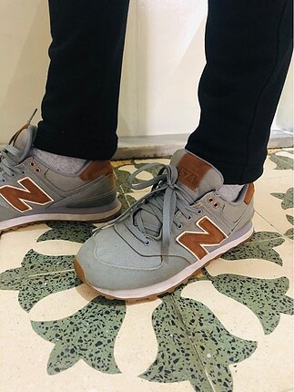 New Balance Az giyildi deformesi yok ihtiyaçtan dolayı