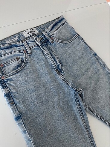 Pull and Bear Jeans
