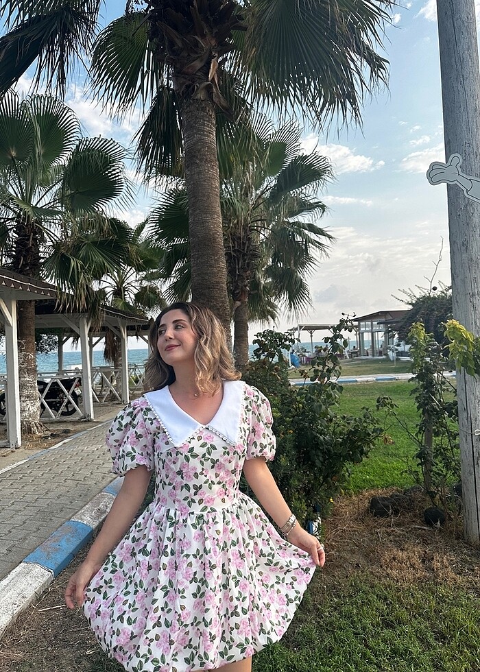 Çiçekli elbise - Görsel 2