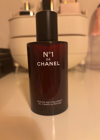 Chanel N°1 serum
