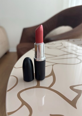 MAC Mac forever curious ruj
